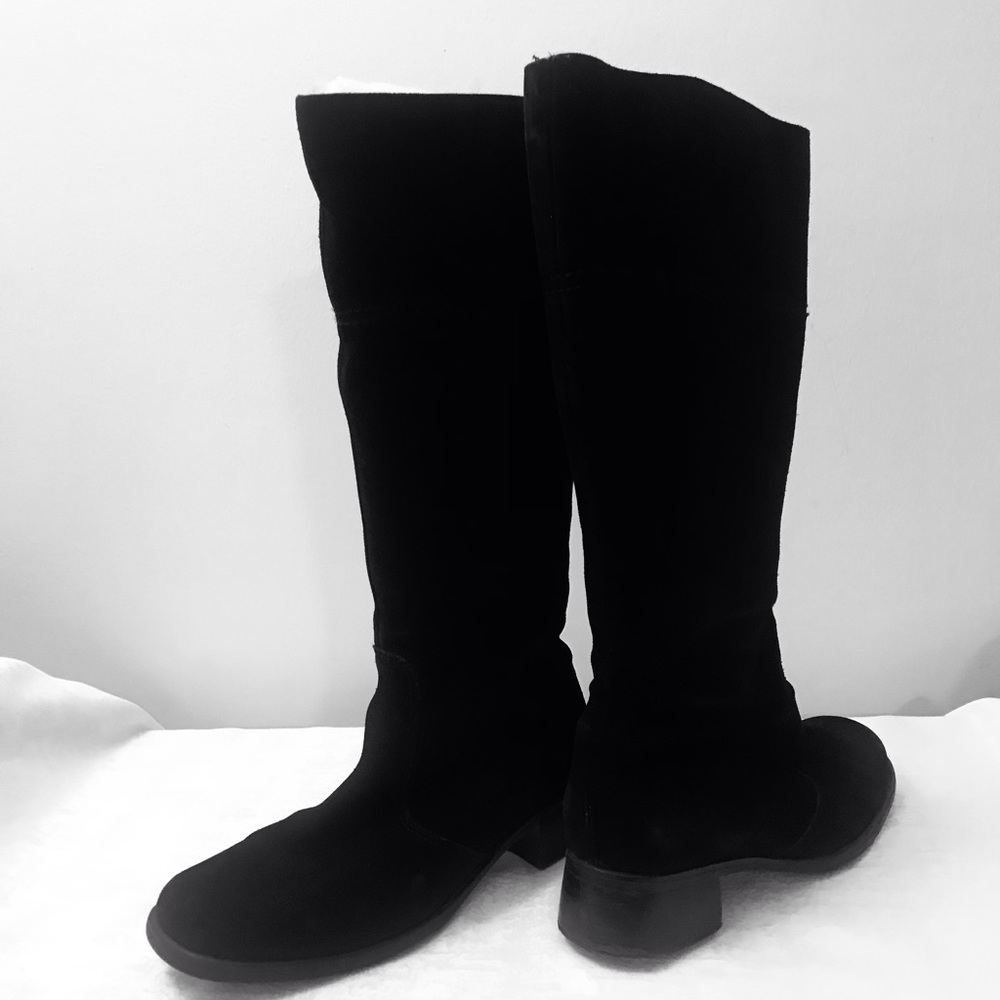 La Canadienne Black Suede Winter Boots